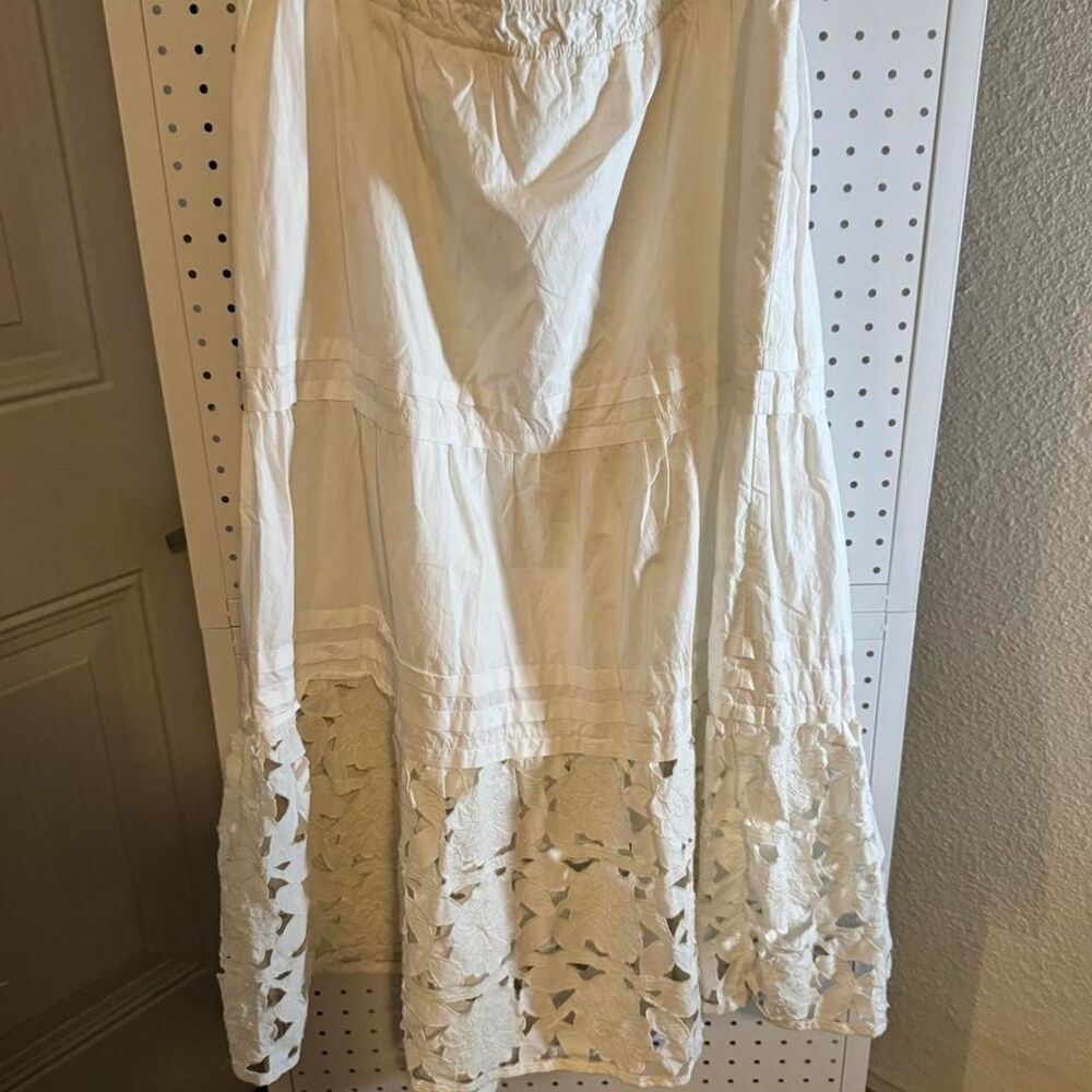 Anthropologie White Floral Cutwork Lace Maxi Skirt Size Small